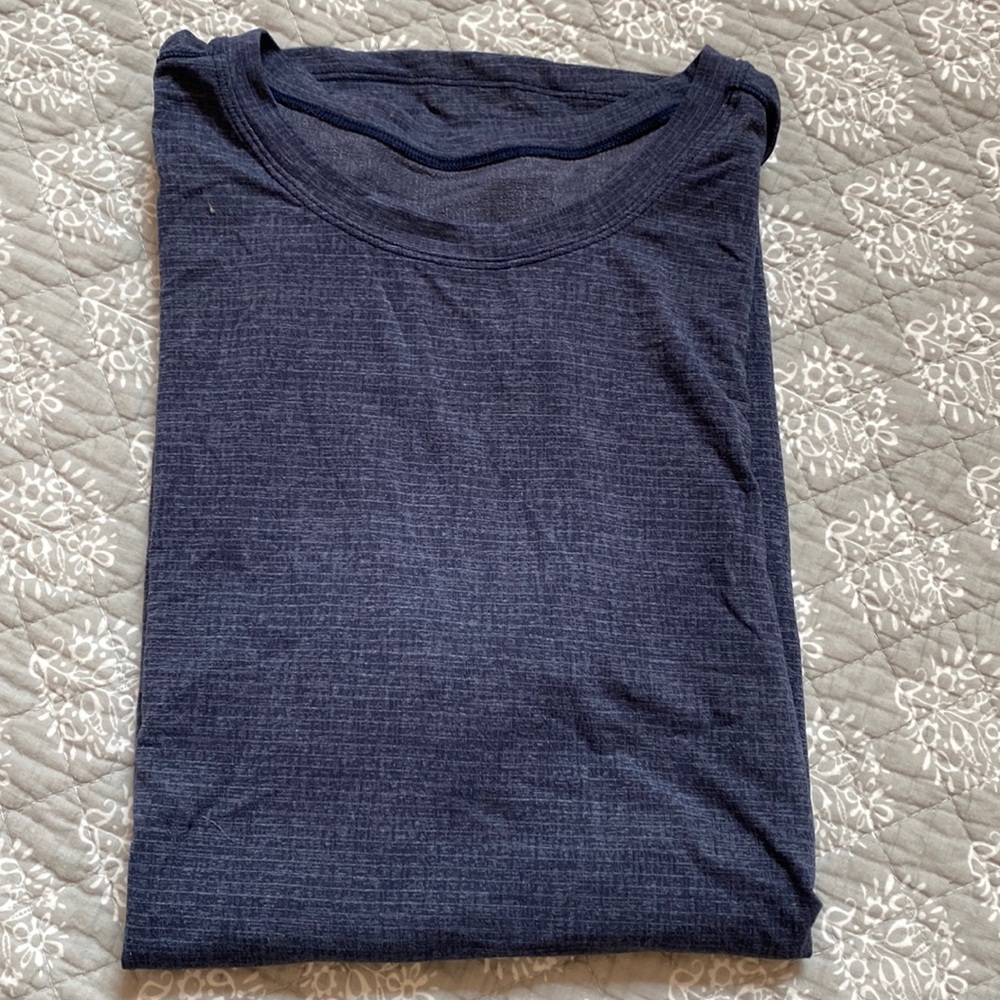 Lululemon Mens Tee (L)
